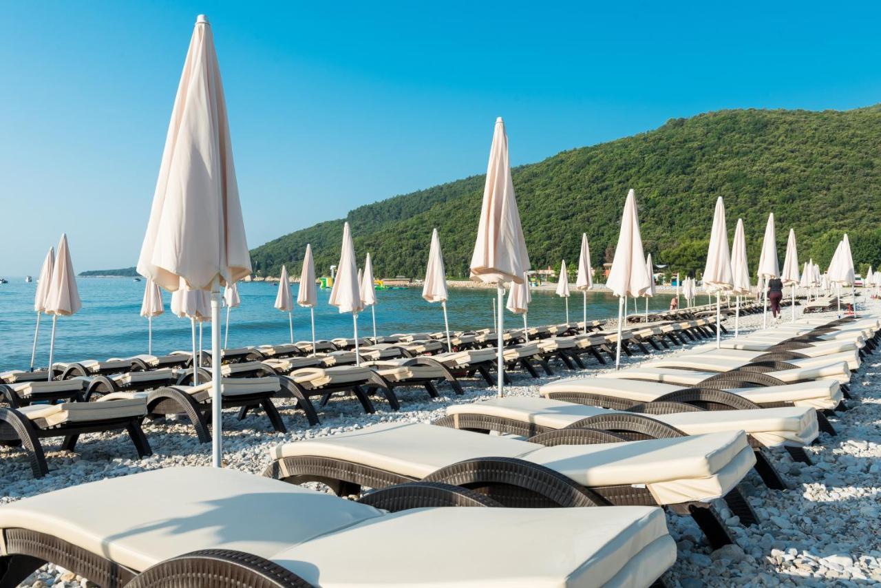 Hotel Narcis - Maslinica Hotels & Resorts Rabac Eksteriør billede