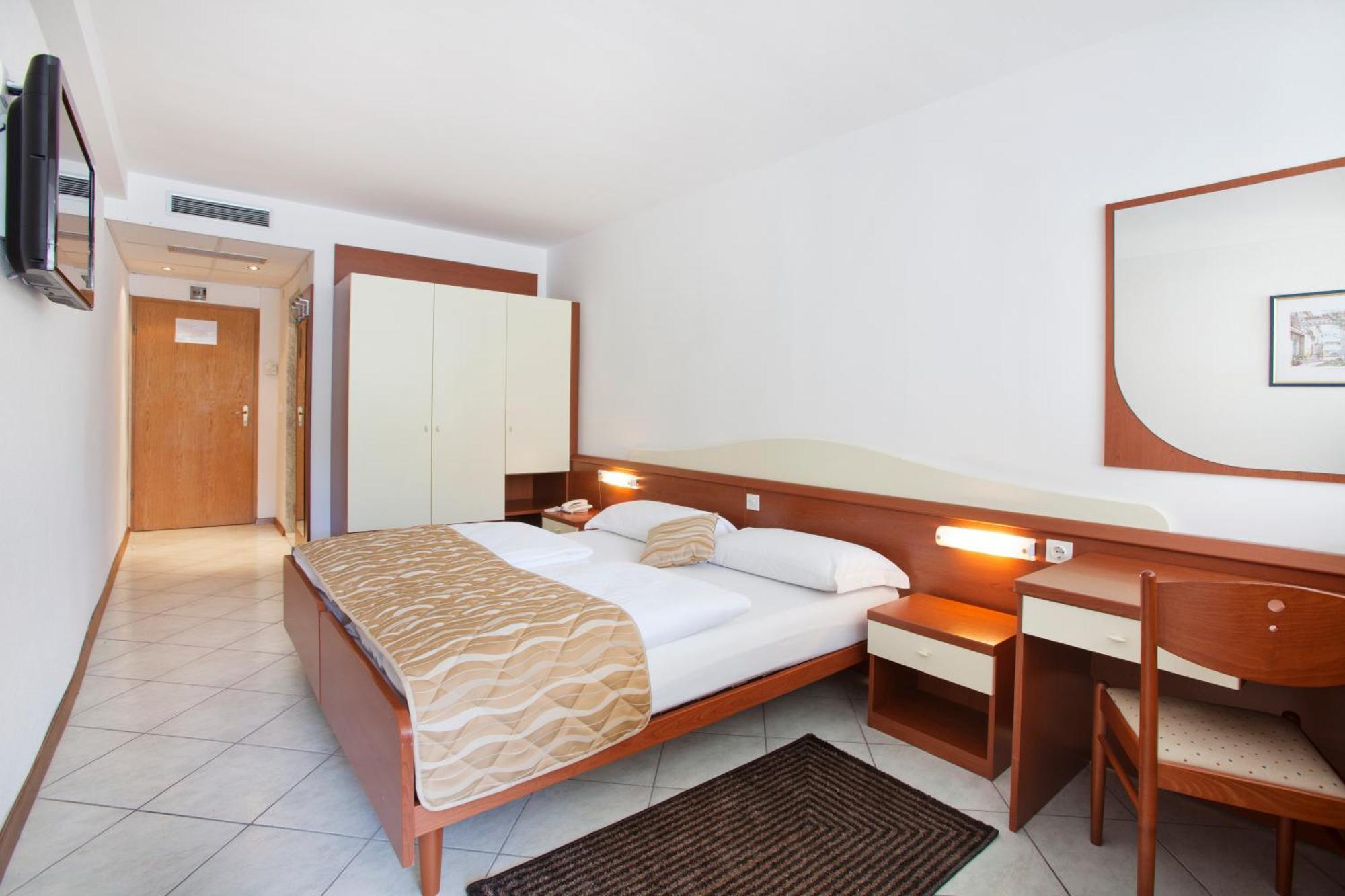 Hotel Narcis - Maslinica Hotels & Resorts Rabac Eksteriør billede